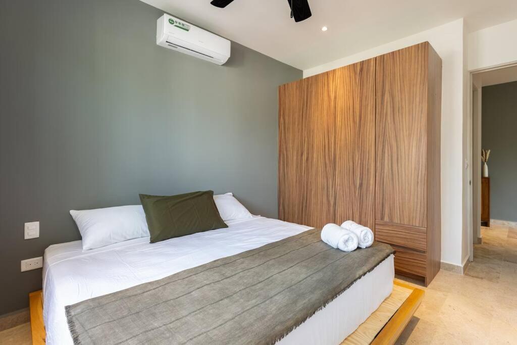 Apartment New! Luxury With Plunge Pool & Theater
